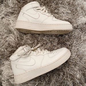 White High Air Forces